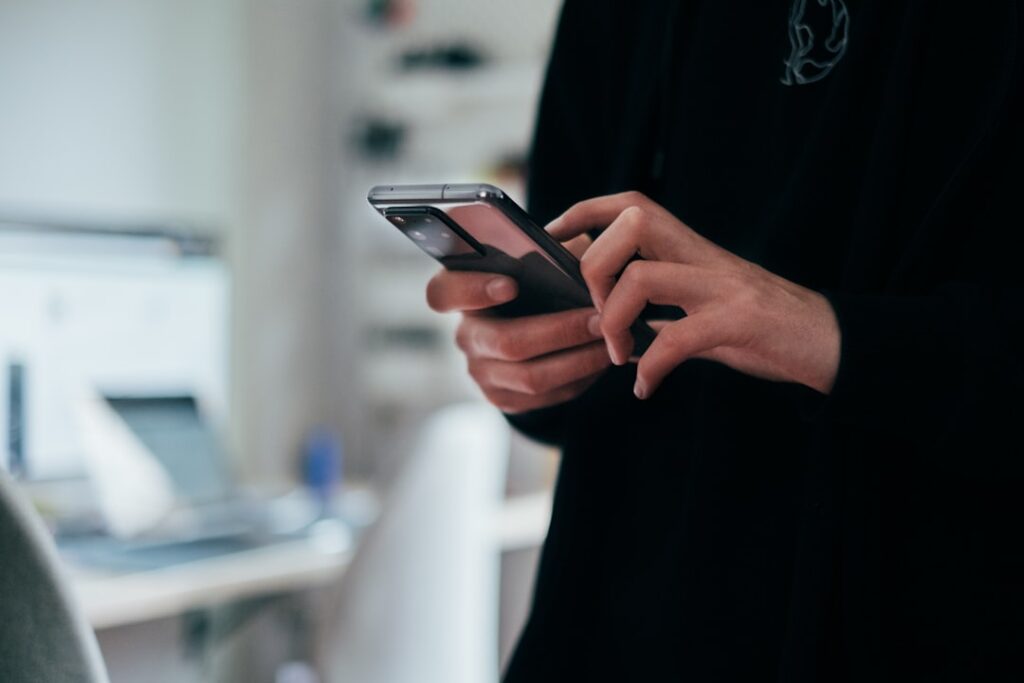 Como cobrar sinal de manicure sem perder cliente (e parar de trabalhar de graça)
